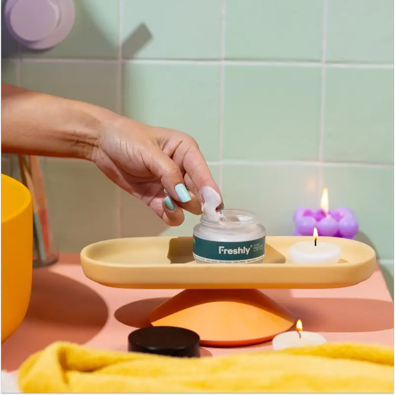 Freshly Omega Crema Ricca Bene Anti-Età 50ml