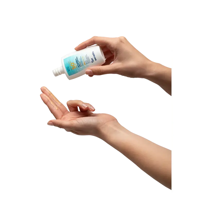 Sensilis Water Fluid SPF 50+ Fluido antietà con colore, 40 ml