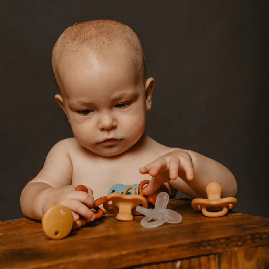 Suavinex Ciuccio tutto in silicone, per bambini di 6/18 mesi, senape