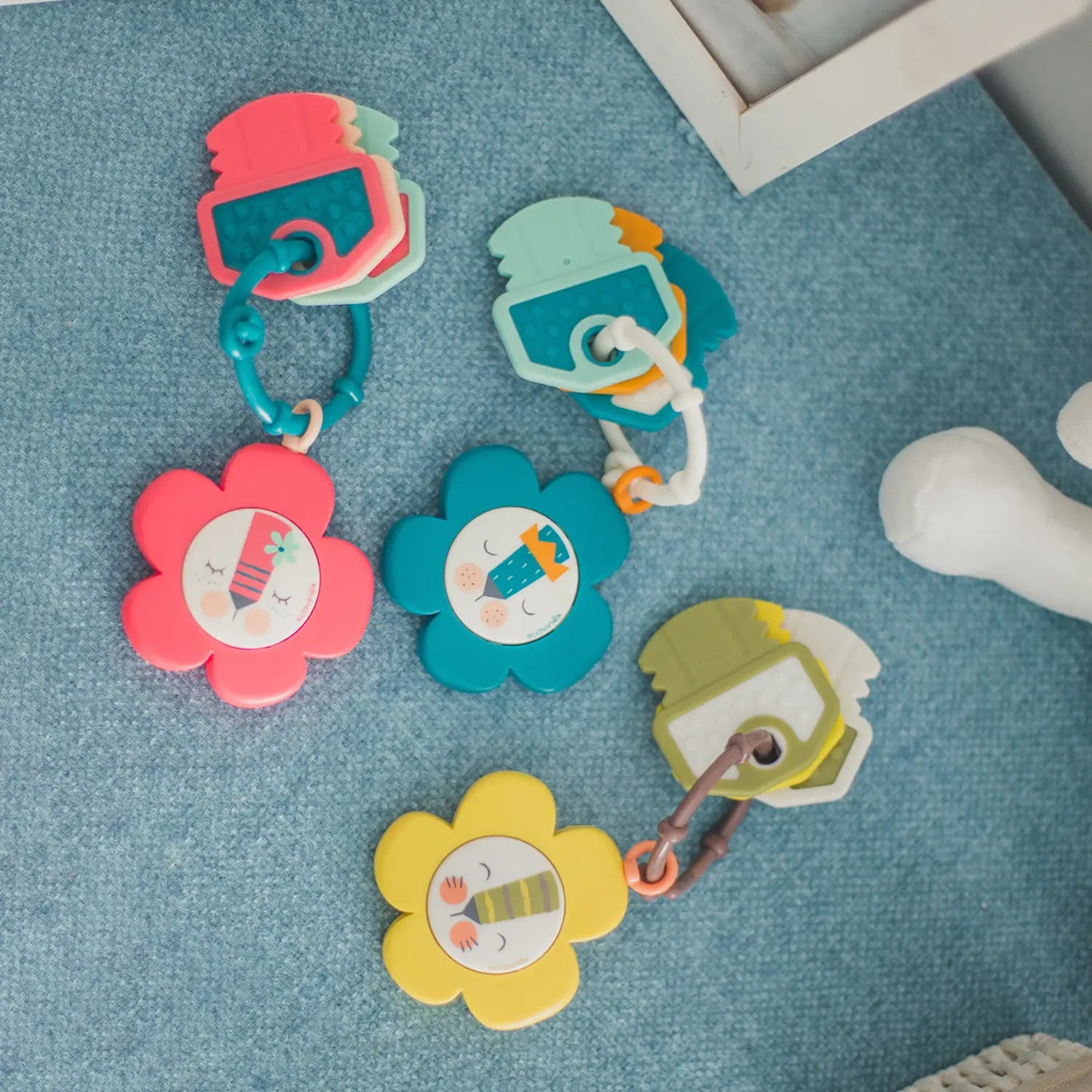 Suavinex Teether musicale con sonaglio +0 mesi, chiavi, giallo