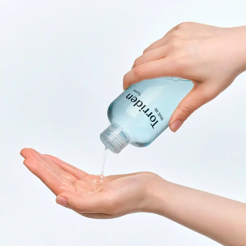 Torriden Dive-In Tonico all'acido ialuronico a basso contenuto molecolare, 300 ml
