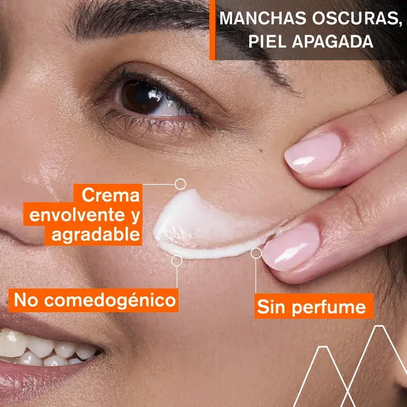 Uriage Dépiderm Crema viso anti-macchie e illuminante , 30 ml